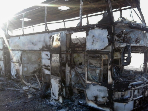 Kazachstane užsiliepsnojus autobusui žuvo mažiausiai 52 žmonės