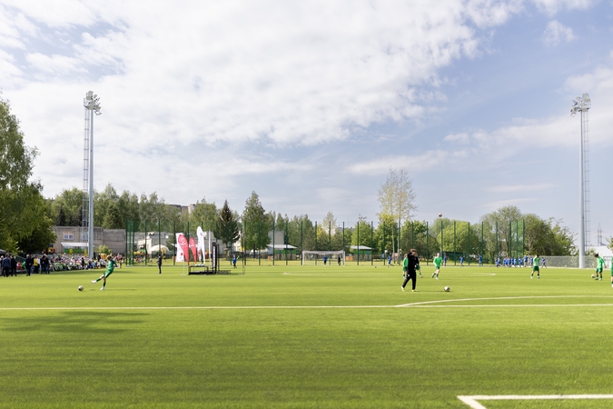 Vilniuje atidarytas sporto kompleksas su FIFA sertifikuota futbolo aikštės danga