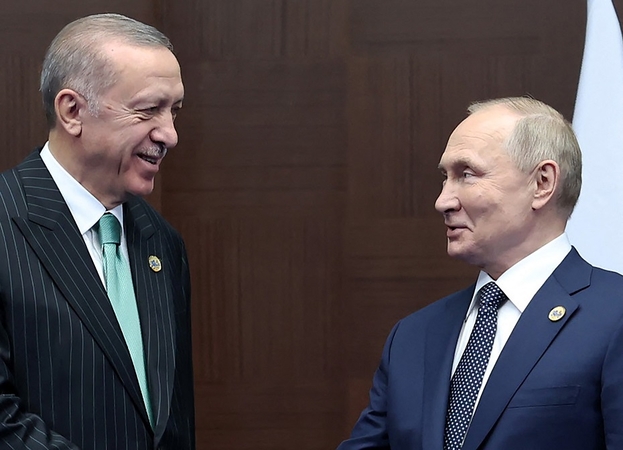 Recepas Tayyipas Erdoganas (kairėje) ir Vladimiras Putinas