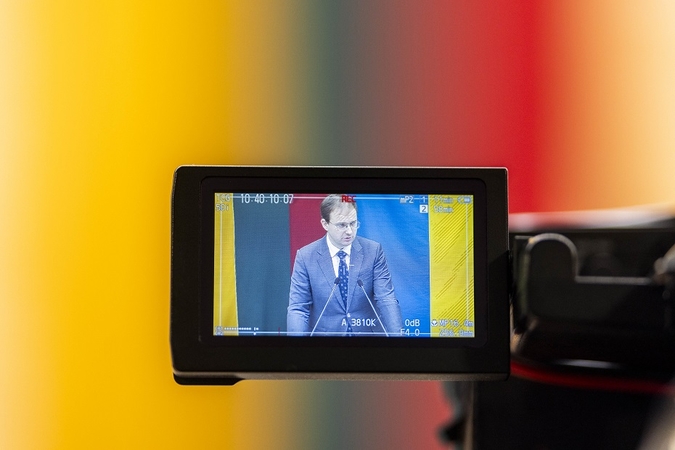 Nuteistiems ir priesaiką sulaužiusiems parlamentarams nebus mokama išeitinė išmoka
