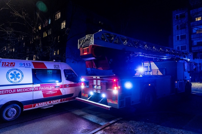 Ugniagesiai gelbėtojai vyko gesinti daugiau nei 130 gaisrų: du žmonės žuvo