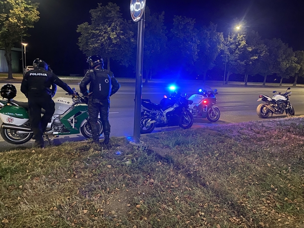 Vyras į darbą lėkė 160 km/val. greičiu