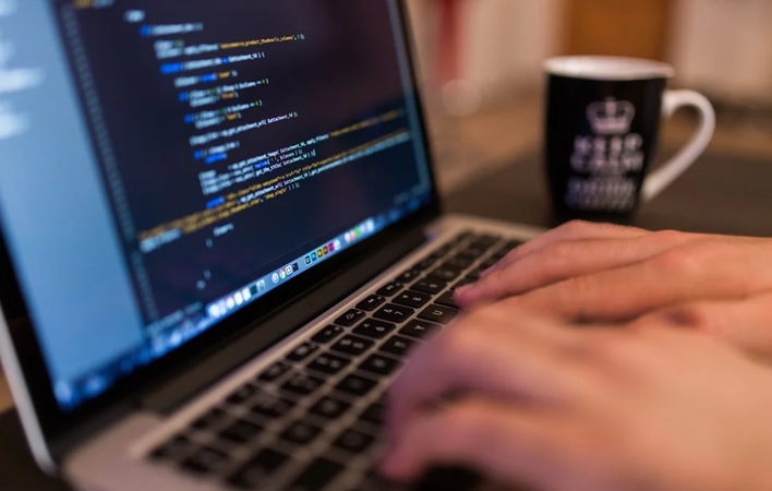 Kodėl retas lietuvis pasinaudoja teise ištrinti duomenis apie save iš interneto?