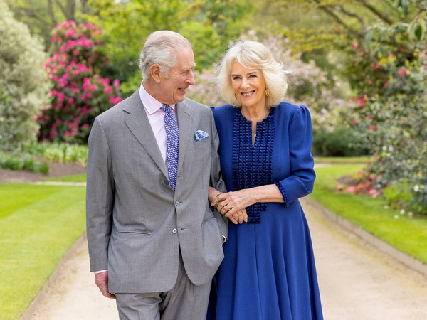 Karalius Charlesas III ir karalienė Camilla,
