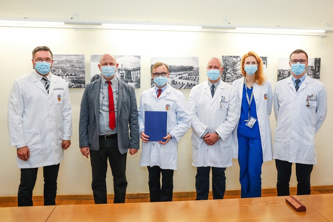 Kauno klinikų medikai 162 dienas kovojo už čeko gyvybę: sulaukė įvertinimo