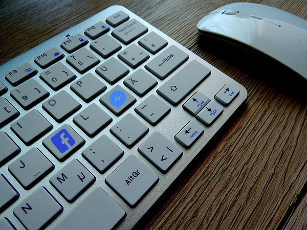 Ar „Facebook“ pokyčiai padės atsikratyti priklausomybės nuo socialinių tinklų?