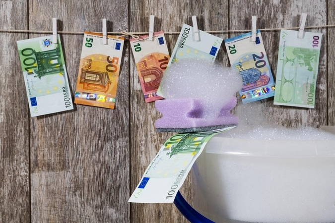 Po pinigų plovimo skandalų ES planuoja padidinti bankų priežiūros institucijų galias