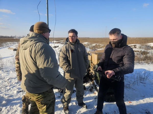 „Radarom!“: paaukota virš 2 mln. eurų, pirmieji dronai jau pasiekė Ukrainą