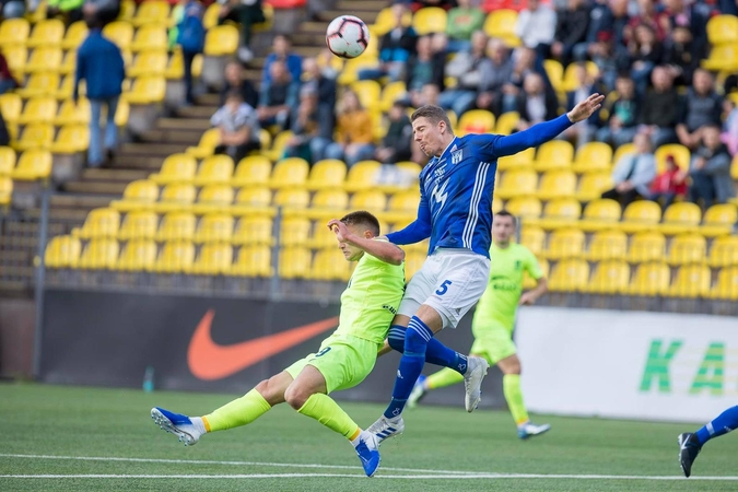 „Riterių“ futbolininkai sužaidė lygiosiomis su Farerų salų komanda