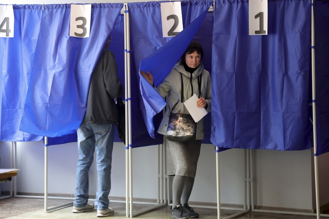 ES skelbs sankcijas pseudoreferendumų Ukrainoje organizatoriams 