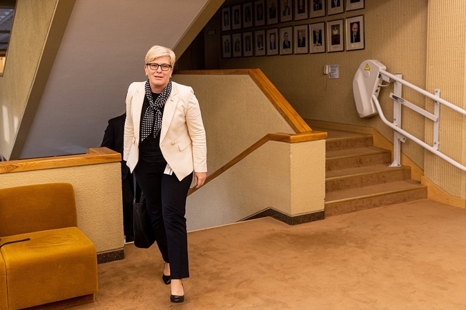 Apklausa: pusė lietuvių – už premjerės pasitraukimą iš pareigų prieš prezidento rinkimus