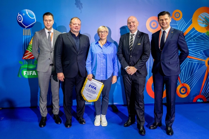 Lietuvoje viešėjęs FIFA prezidentas: artimiausiais metais čempionato nauda pasimatys dar labiau