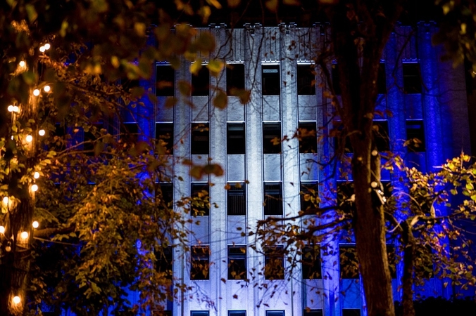 Kaunas reiškia solidarumą teroristų užpultam Izraeliui: ant savivaldybės – vėliavos spalvos
