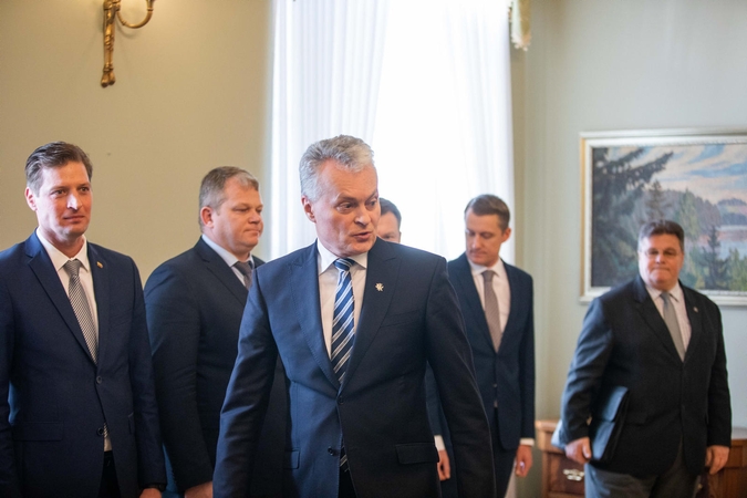 Ministrai ir prezidentas: jei mažės ES lėšos, Lietuva neišvengs „šoko terapijos“