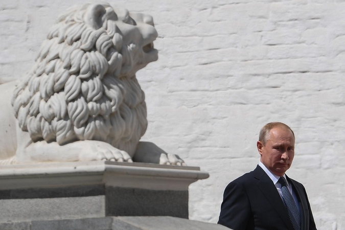 Putinas pasveikino Armėnijos premjeru išrinktą opozicijos lyderį N. Pašinianą