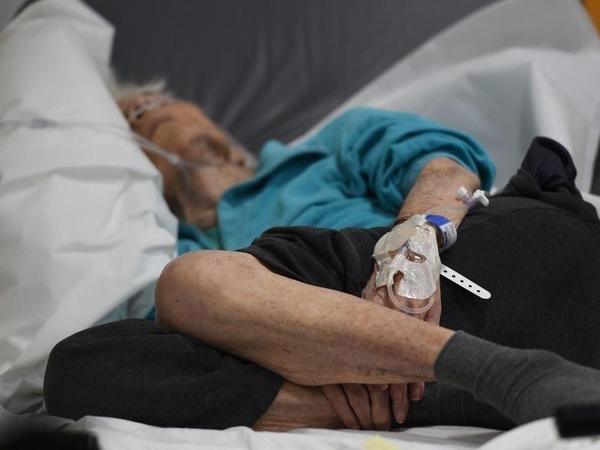 Skaudus incidentas Naujojoje Akmenėje: vairuotoja partrenkė senolę