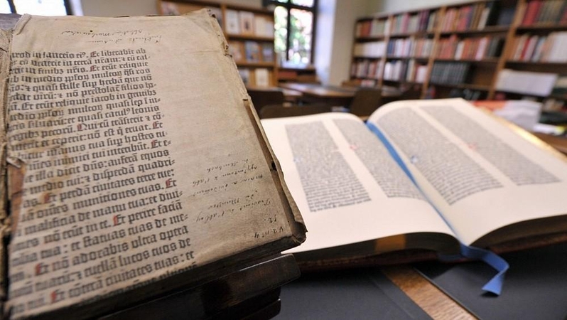 Gutenbergo Biblija tampa prieinama internete