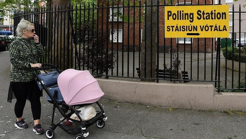 Airijoje prasideda referendumas: po 35 metų draudimo gali pritarti abortams