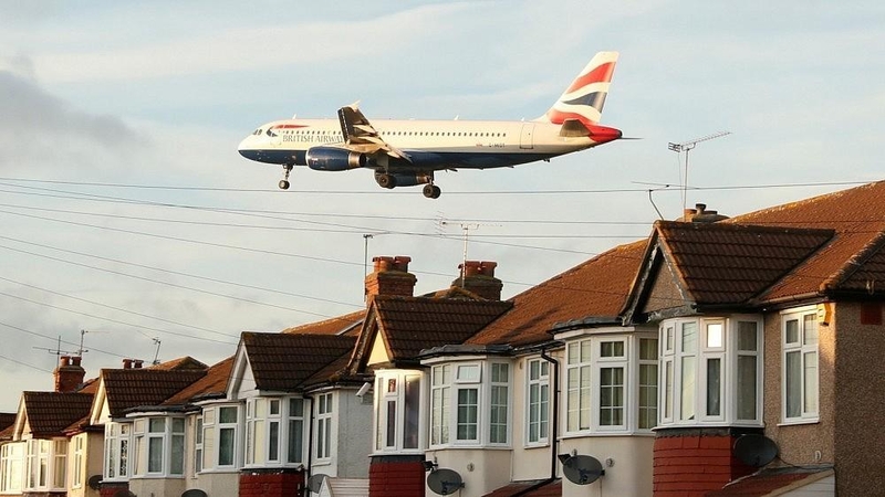 „Brexit“ sukeltos kliūtys kiekvienam namų ūkiui gali kainuoti po 1000 svarų