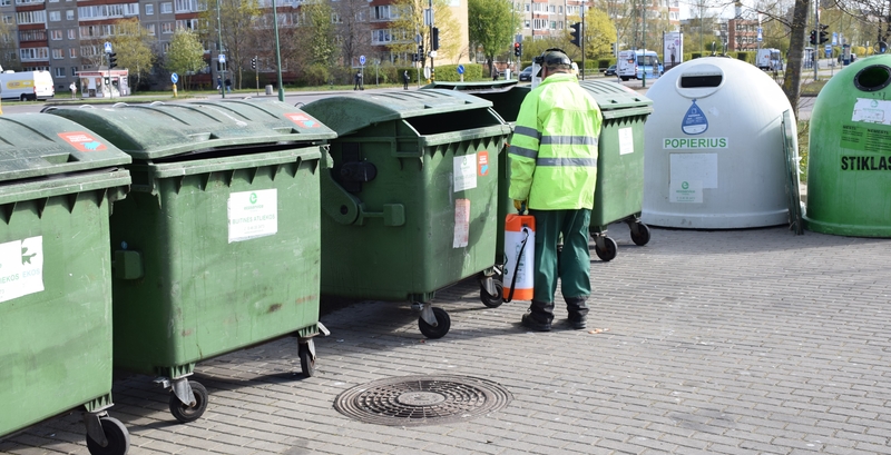 Atliekų konteineriai Klaipėdoje dezinfekuojami dažniau