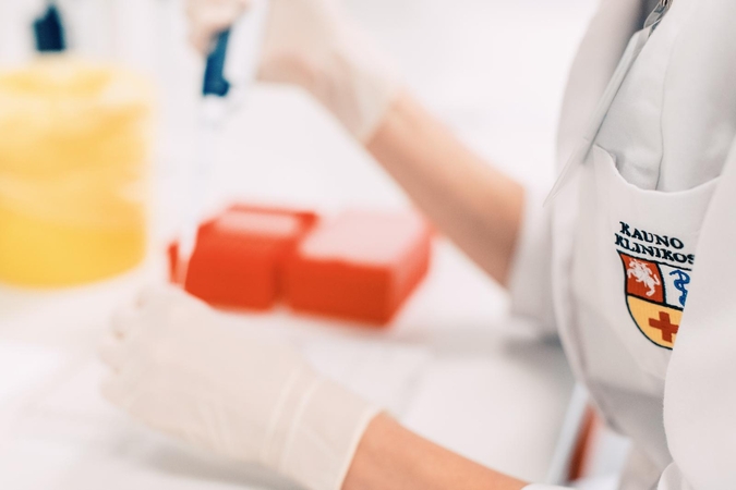 Rekomenduoja nerizikuoti: ragina naujagimiams atlikti tyrimą dėl retos ligos
