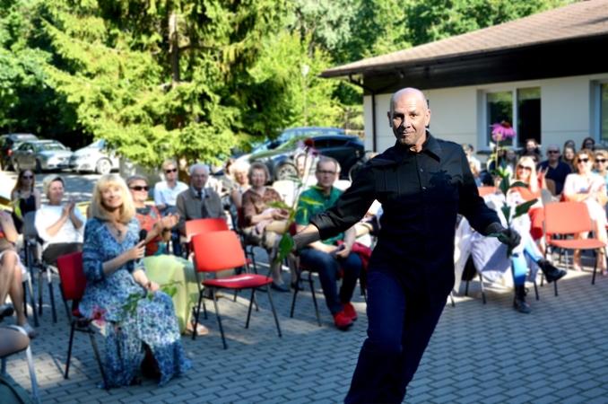 Imanuelio Kanto viešoji biblioteka kviečia pėdinti į Girulius