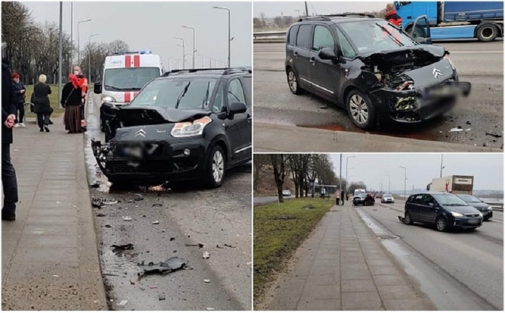 Avarija Užnemunės gatvėje: vairuotojų dėmesį išblaškė stotelėje sėdėjęs kruvinas žmogus?