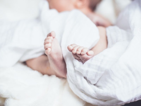 Kauno klinikose po pagalbinio apvaisinimo gimė pirmasis kūdikis