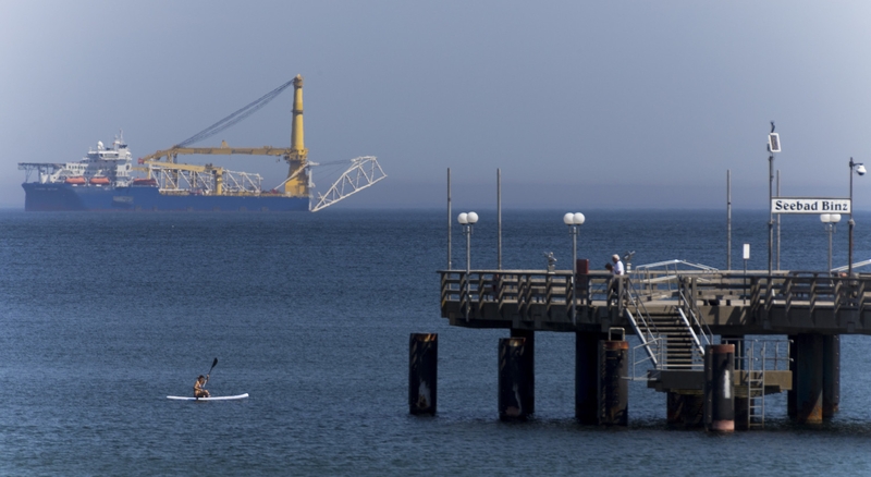 „Nord Stream 2“ tiesimo laivas atnaujino darbus Danijos ekonominėje zonoje