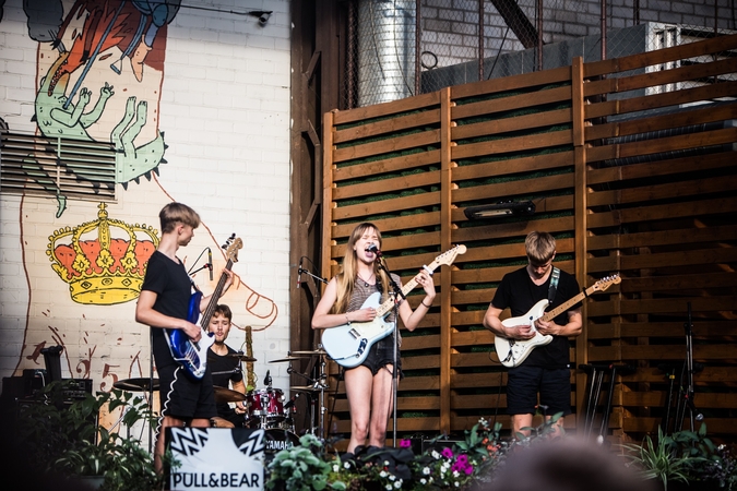 Muzikos inkubatoriaus „Novus“ finale – talentingos grupės ir profesionalų komisija