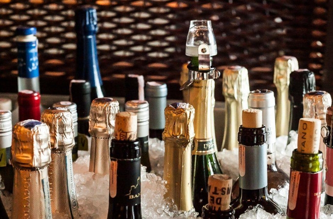 Alkoholio rinka: draudimų efektą užgožia verslo išradingumas