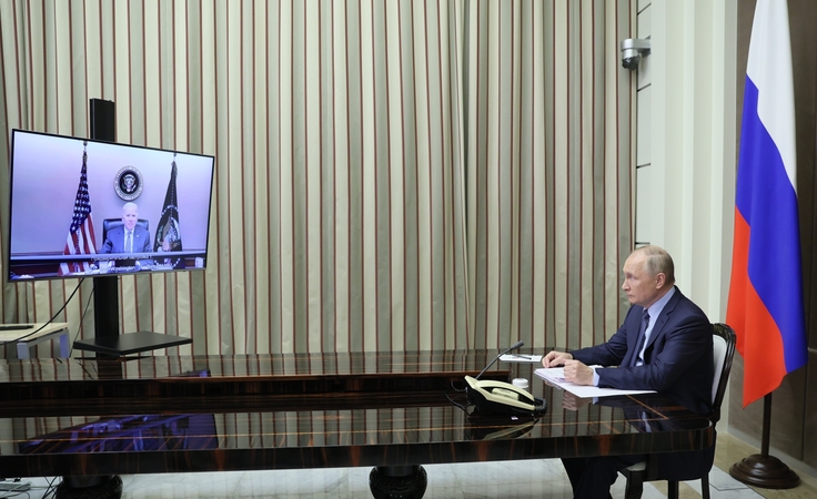 V. Putinas norėtų akis į akį pasikalbėti su JAV prezidentu
