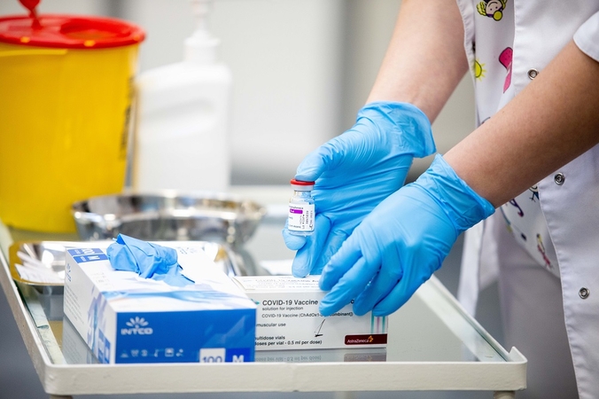 Prezidentūra: pagal vyriausių gyventojų vakcinavimą Lietuva atsilieka nuo kitų ES šalių