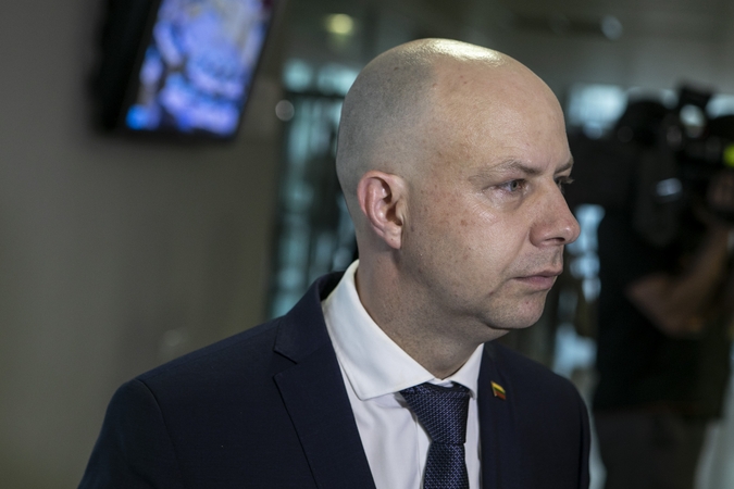 A. Veryga: grįžus iš Lenkijos tikriausiai teks izoliuotis, numatomos išimtys