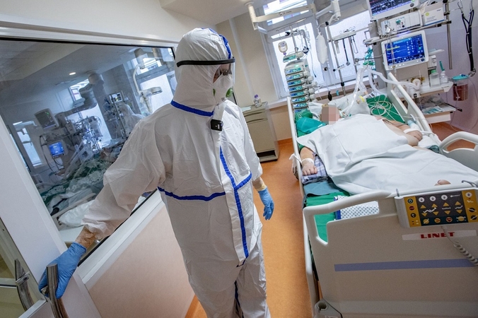 PSO: COVID-19 atvejų skaičius viršijo 116 mln., mirčių – artėja prie 2,6 mln.