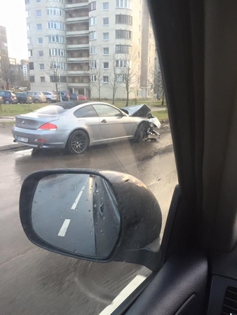 Automobiliui BMW su numeriu "BBD 555" – ironiškos Svaro eilės