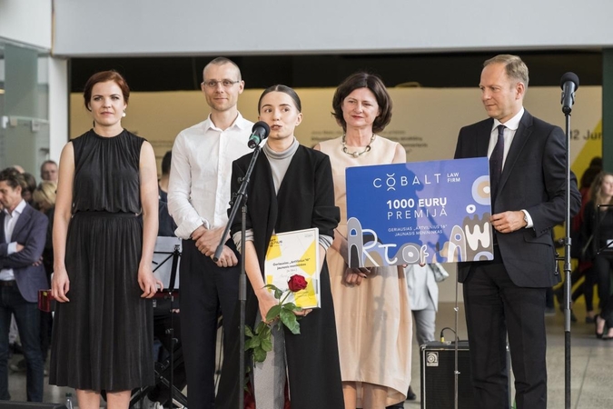 Mugėje „ArtVilnius‘16“ – du apdovanojimai VDA galerijoms