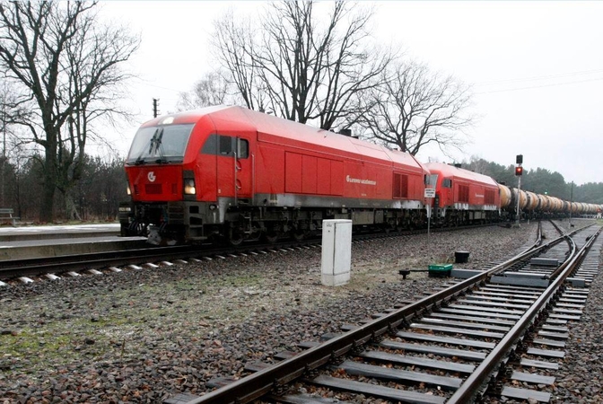 Neveroniškiai siekia apsiginti nuo traukinių