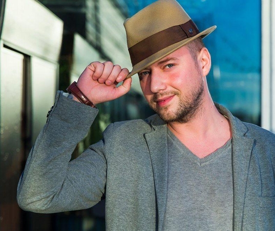 Gimtadienio proga Sasha Song sau įteikė neįtikėtiną dovaną