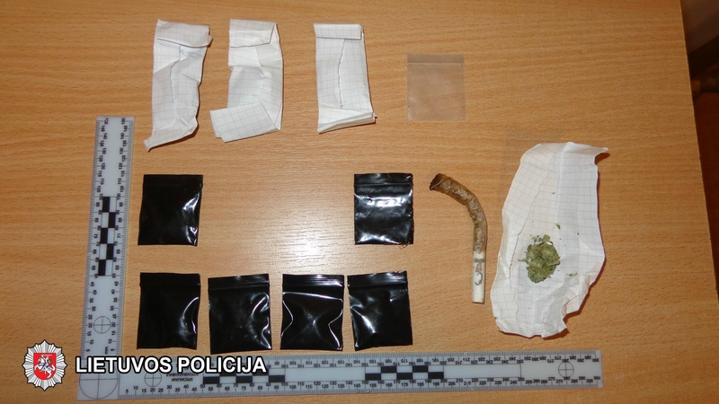 Ieškojo vagies, surado ir narkotikų  