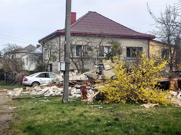 Aliarmas Garliavoje: po sprogimo sugriuvo namas, iš griuvėsių ištrauktas žmogus