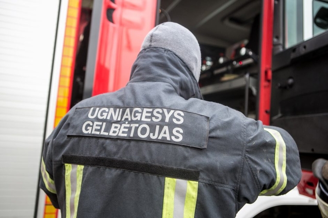 Tragedija Šakių rajone: srutų šulinyje paskendo trys žmonės