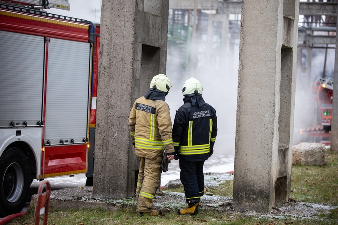 Pakaunės įmonėje – gaisras: viskas baigėsi dar palyginus laimingai