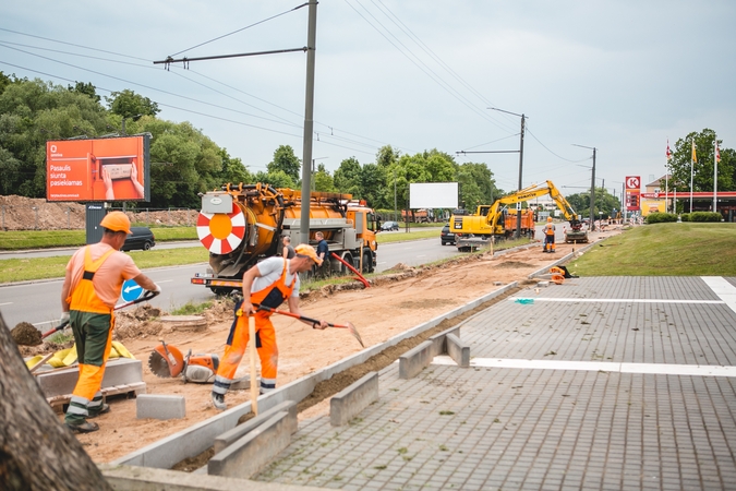 Dviračių takas tiesiamas svarbioje vietoje: sujungs geležinkelio stotį ir VI forto žiedinę sankryžą