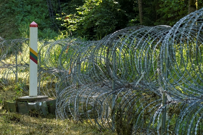 Montuodamas tvorą pasienyje su Baltarusija žuvo ugniagesys