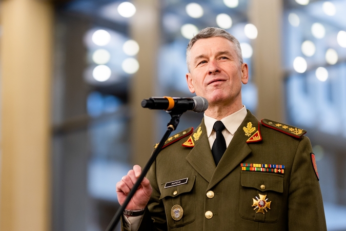 V. Rupšys: tankų tiekimą Ukrainai stabdo karių įgūdžių stoka, valtstybių gynybos planai
