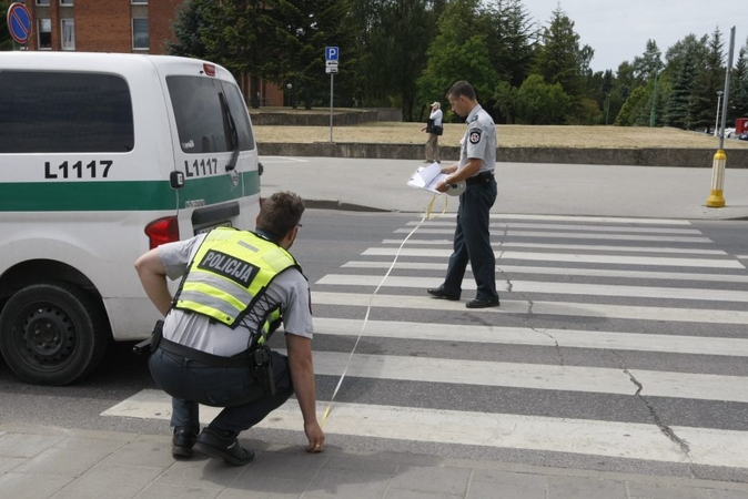 Skaudi nelaimė Klaipėdoje: partrenkta perėja ėjusi nepilnametė