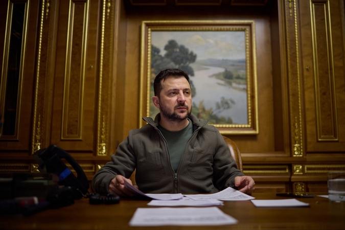 V. Zelenskis: darysime viską, kad žiemą žmonės turėtų elektrą ir šildymą  