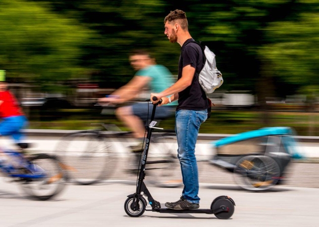 Kelių policija ruošia staigmeną elektrinių paspirtukų naudotojams
