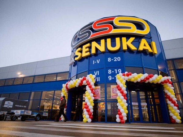 Nauja „Senukų“ parduotuvės koncepcija: viduje – realaus dydžio namas